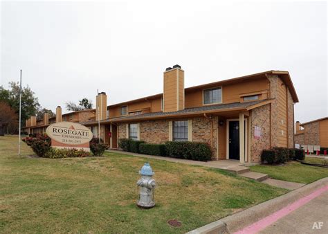 Search 84 apartments for rent with 1 bedroom in garland, texas. Rosegate Townhomes Apartments Garland, TX