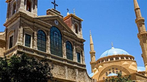 بالأرقام عدد الكنائس والمساجد في لبنان Alam Ghar