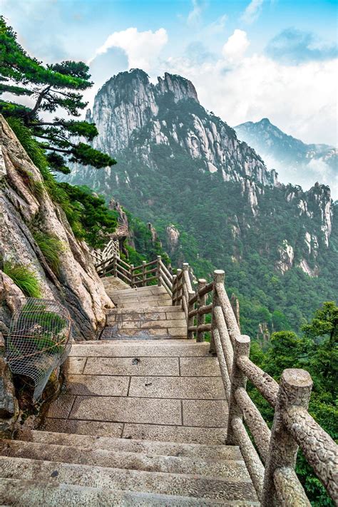 2 Day Sightseeing Of Huangshan And Hongcun Village China Travel