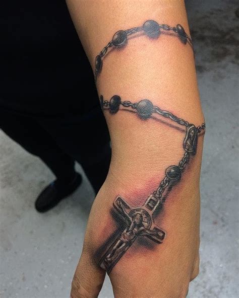 Most popular page on the internet for everything related to dan evans. 10 Holy Rosary Tattoos | Tatouage, Tatouage croix et ...