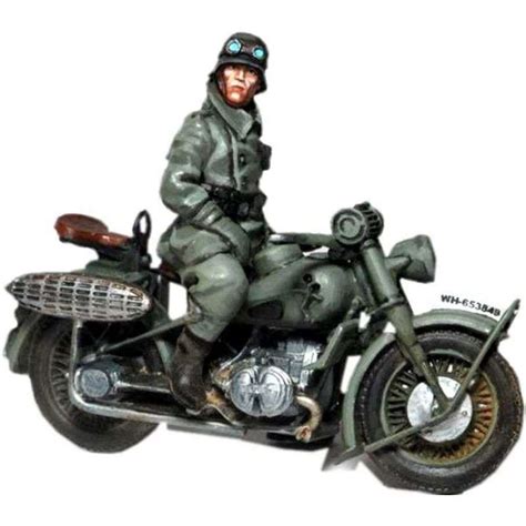The special place in motorcycle units of wehrmacht was allocated for heavy motorcycles. WW 020 BMW R75-5 Painted 1:30 scale toy soldier