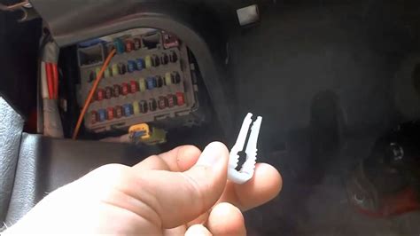 How To Replace Car Fuses Diy Automotive Maintenance Youtube