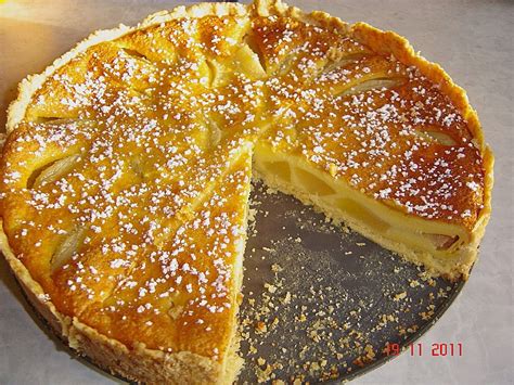 Mehl und backpulver dazugeben und. Birnen - Creme Kuchen | Rezept in 2020 | Kuchen chefkoch ...