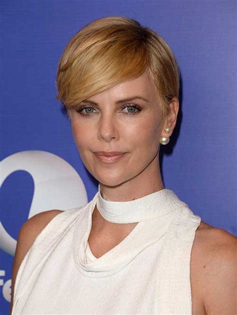 15 Charlize Theron Pixie Cuts