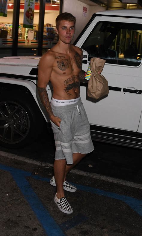 Justin Bieber S Body Is Goals Roupas Justin Bieber Fotos De Homens Fitness Masculino