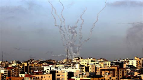 Hamas Fires Rockets Into Israel 24 Killed After Airstrikes In Gaza