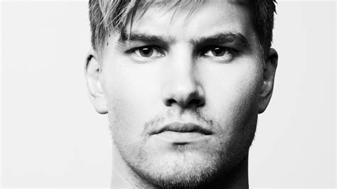 Norwegian, english us, english uk, german. Mads Sjøgård Pettersen | Panorama Agency