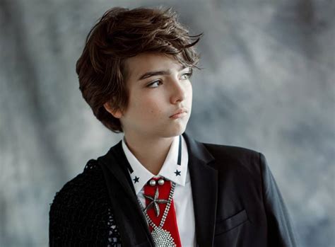Starting as a child actor elias harger quickly turned into a celebrity and mesmerized fans with his amazing performance. Elias Harger Biography, Age, Wiki, Height, Weight ...