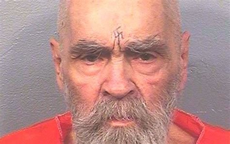 Murió Charles Manson el líder de culto que horrorizó al mundo el mundo