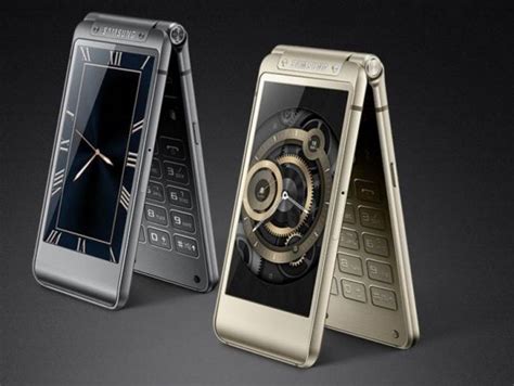 Meet The Coolest Flip Phone Ever