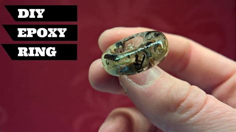 Easy Diy Epoxy Ring How To Make A Ring With Epoxy Resin Ring Resin Jewelry Diy Jewelry Diy