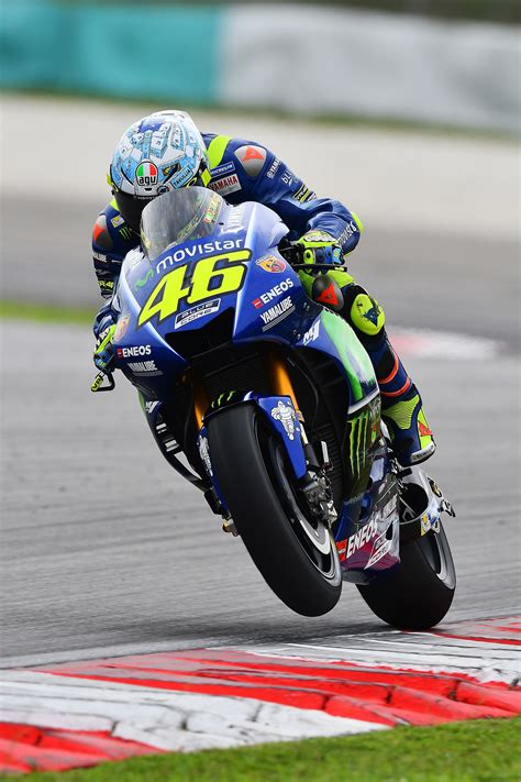 Petronas yamaha srt's valentino rossi has made a decision surrounding his motogp™ future and will reveal his plans later this afternoon after scheduling a special press conference at 16:00 (gmt+2). El piloto leyenda más laureado: Valentino Rossi