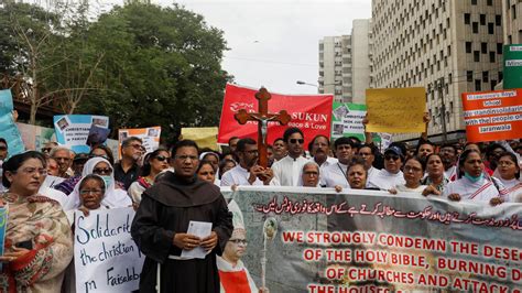 Pakistan Police Say 87 Christian Homes 19 Churches Damaged In Blasphemy Riot The Hindu