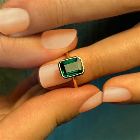 Emerald Rings Emerald Jewelry Shiny Rock Polished