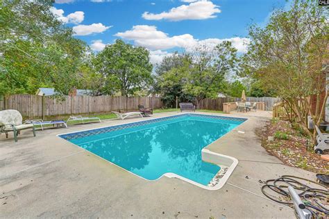 West Columbia SC Real Estate - 2869 Emanuel Church West Columbia SC