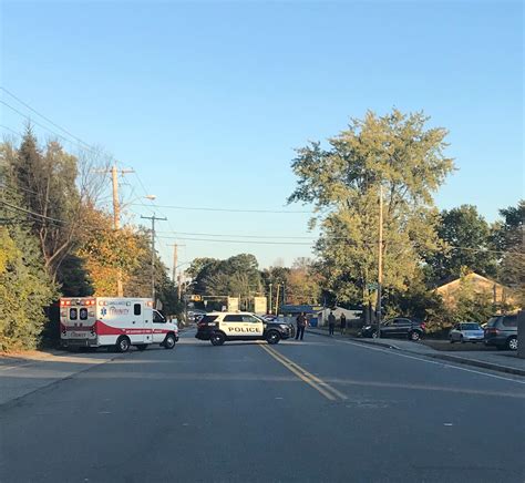 Dracut Police Dept. on Twitter: "Lakeview Ave in #Dracut is closed due