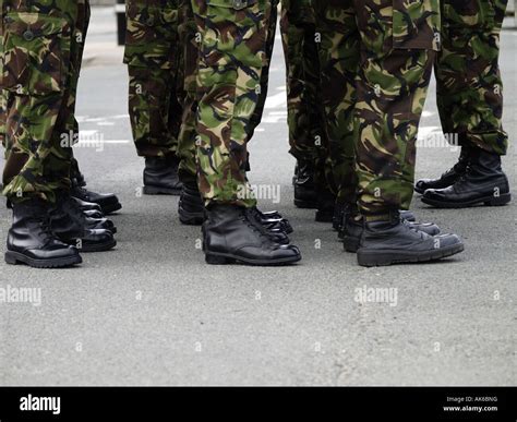 Legs On Parade High Resolution Stock Photography And Images Alamy