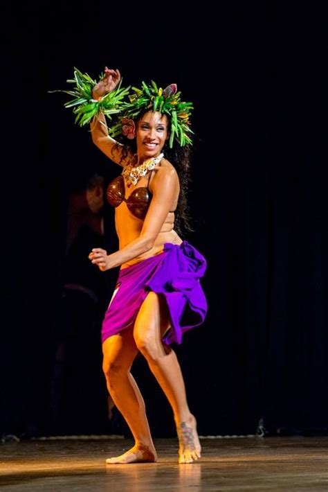 The Difference Between The Hula And Tahitian Dance Tahiti Dance Online