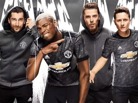 Beautiful black and white manchester united lo 11575. Manchester United unveil new black away kit inspired by ...