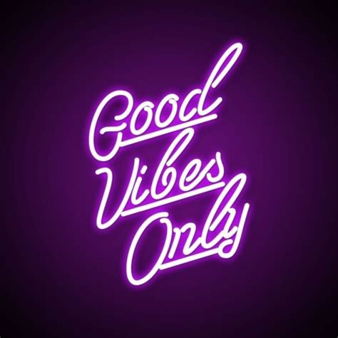 Mar 31, 2020 discord server logo gif / discord is a voice, video and text communication service to talk and hang out with your friends and communities. Pin by Neko Baddie on Aesthetic in 2020 | Good vibes ...
