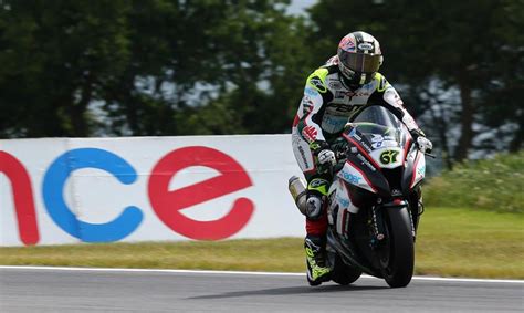 Byrne Takes Snetterton Bsb Pole Mcnews