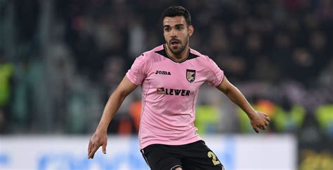 Manage your video collection and share your thoughts. 偽パスポートでセリエA移籍…ブラジル人MF、1年間の出場停止