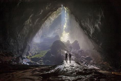 Explore The Inside View Of Worlds Largest Cave Son Hang Doong In 2020
