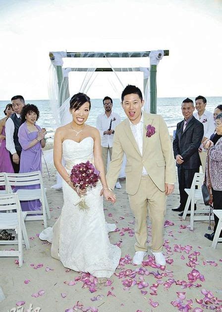 Mc jin met his wife 7 years ago, at the time mc jin was a guest performer at a music concert, carol was the event's registrar. TVB Entertainment News: MC Jin holds his wedding in Puerto ...