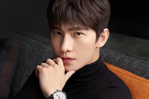 He studied dance in the pla. Chinese heartthrob Yang Yang chosen as Montblanc ...