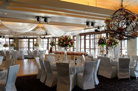 Zest waterfront venues offers two outstanding absolute waterfront locations in sydney's eastern suburbs and north shore. Top Waterfront Wedding Venues in Sydney (With images ...