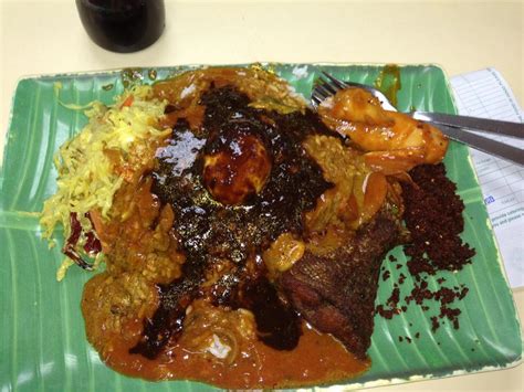 The original penang kayu nasi kandar started out as a stall in a coffee shop in ss2, petaling. Nasi Kandar Kayu Penang- Tempat Makan Menarik! - Saji.my