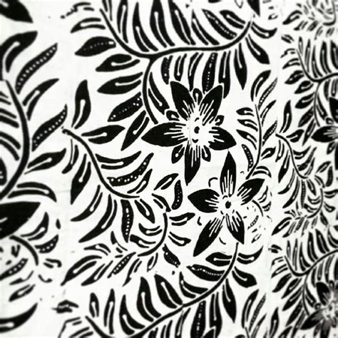 Motif batik burung huk(burung merak). Menakjubkan 24+ Gambar Batik Hitam Putih Simple - Richa Gambar