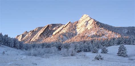 Flatirons Sunrise A View Of The Flatirons From The Meadow Flickr