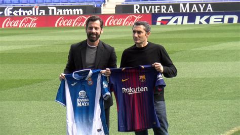 FC Barcelona Buen rollo entre Valverde y Quique antes del derbi de Cornellá Marca com