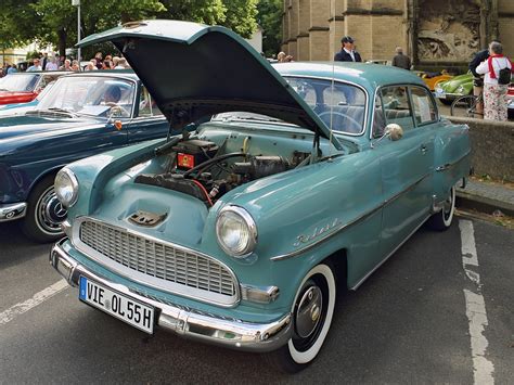 Opel Olympia Rekord 1956 bei der 24. Viersener Oldtimerrallye 2.6.2012