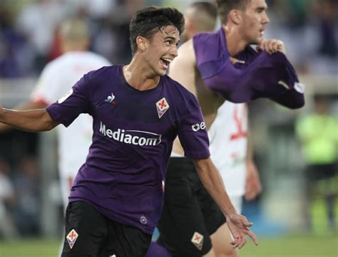 Cambio en fiorentina, entra al campo maximiliano olivera sustituyendo a lucas martínez quarta. La Fiorentina ha cambiato idea, Montiel resta a Firenze ...