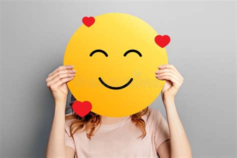 1020 Emoticon Smiley Face Love Stock Photos Free And Royalty Free