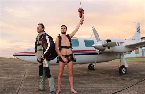 Glen Donnelly Nude Skydive While Playing Violin News Com Au Australias Leading News Site