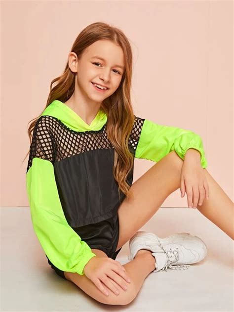 Shein Girls Fishnet Insert Neon Lime Panel Wind Hoodie And Shorts Set