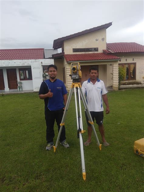 Maybe you would like to learn more about one of these? Ghulam Arfi Ghifari: Surveyor Kadaster