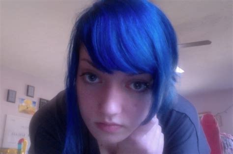 Our mission is to provide each individual customer with the best possible hair products on the market, tailored to suit each. Candy Hair: Splat Blue Envy