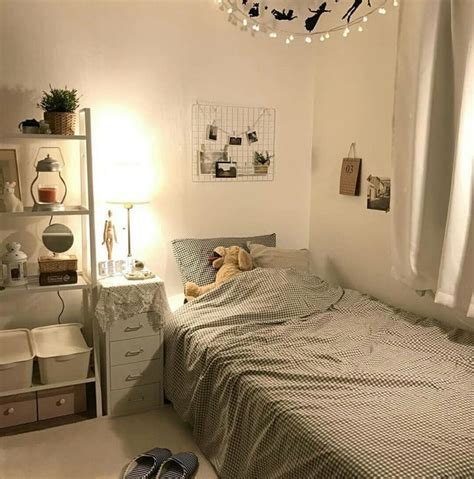 Not only bedroom inspo, you could also find another pics such as travel bedroom, random bedroom, quote bedroom, inspired bedroom, winter bedroom, home bedroom, food bedroom. @hopetobegood ☁ | Room decor, Small room bedroom, Small ...