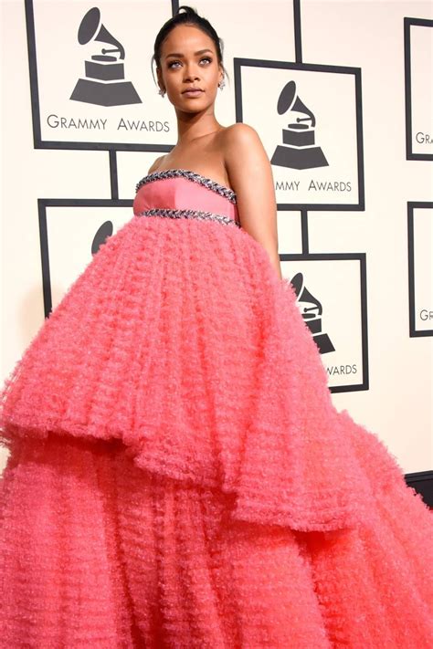 29 times rihanna was the hottest singer on the planet fancy dresses party rihanna photos