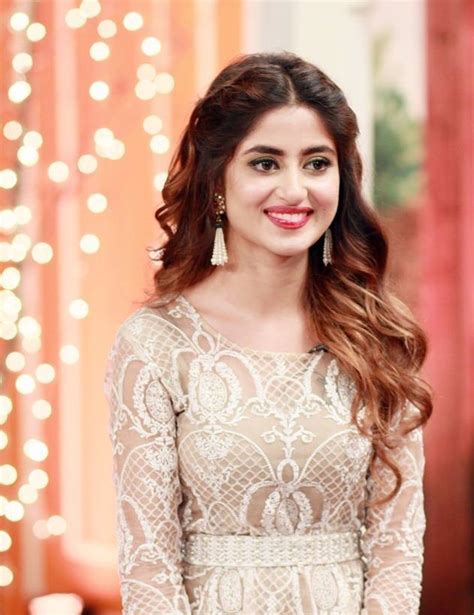 Sajal Ali Biography Pakistani Top Actress And Model Celebrities Crayon