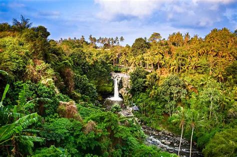 6 Things You Should Know About Bali Tegenungan Waterfall