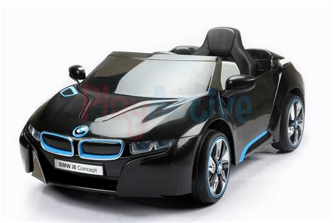 Bmw avoided the dumbing down that usually occurs as carmakers move exciting new models into pedestrian production cars. PlayActive - Licensed 12V BMW i8 Ride On Car