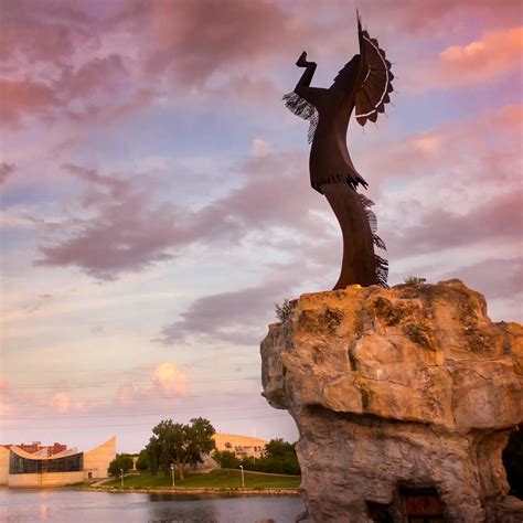 Top 90 Images The Keeper Of The Plains Wichita Ks Superb