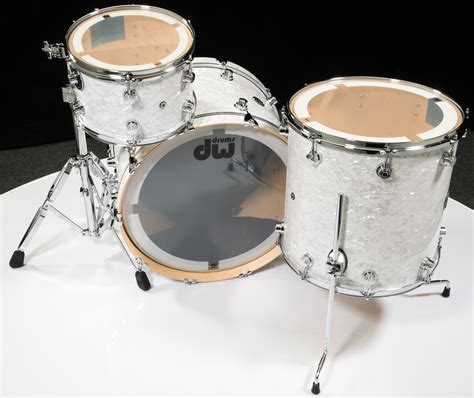 Dw Performance Series 3pc Drum Kit White Marine 121622 Shallow