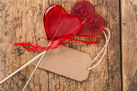 Valentinstagkonzept Herz Geformter Lutschbonbonknall Stockbild Bild Von Valentinskarten