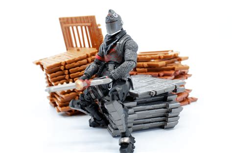 Jazwares Fortnite 3 34 Inch Series 2 1x1 Builder Set With Black Knight